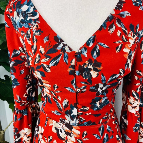 JACK by BB DAKOTA BLUE FLORAL LONG BELL SKEEVE BUTTON DOWN DRESS - Picture 5 of 7